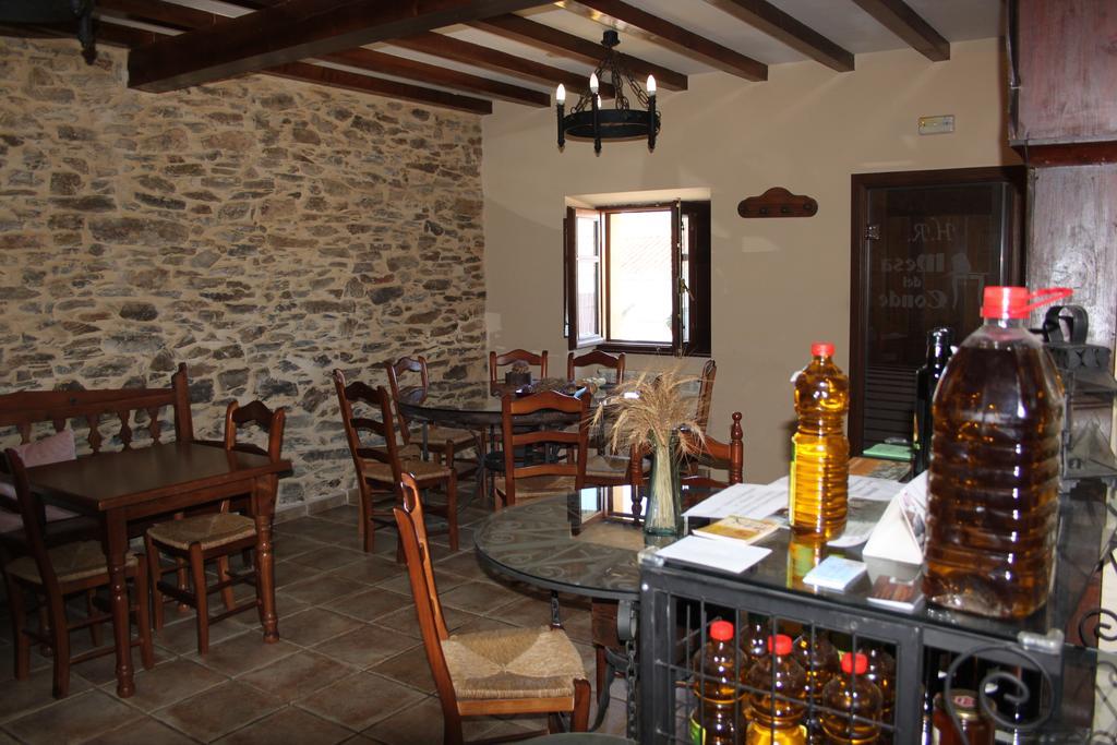 Mesa Del Conde Hotel San Felices de los Gallegos Bagian luar foto
